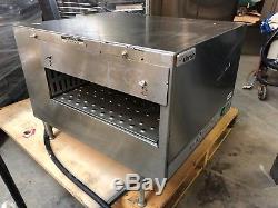 2015 Lincoln Manitowoc 2500 Series Countertop Conveyor Pizza Oven Cooker Warmer
