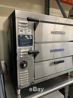 Bakers Pride, GP51 natural gas countertop double deck pizza/bake oven