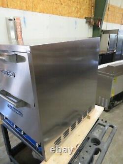 Bakers Pride P-44S Electric Countertop Pizza & Pretzel Oven 208V, 3 Phase