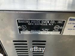 Bakers Pride P46S Electric Countertop Bake and Roast / Pizza Oven