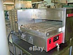 Blodgett Countertop Conveyor Pizza Oven