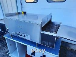 Holman 418HX 18 Electric Conveyor Pizza Oven
