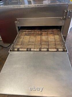 Lincoln 1162 Electric Conveyor Pizza Oven