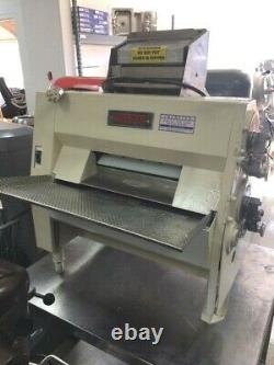 Pizza Roller SOMERSET 20 OPENING DOUBLE PASS DOUGH ROLLER Table Top Model