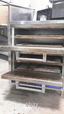 Used Bakers Pride Countertop Pizza Oven