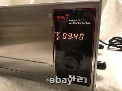 Wisco Industries 421 Commercial Countertop Pizza Oven with LED Display Gently Used
